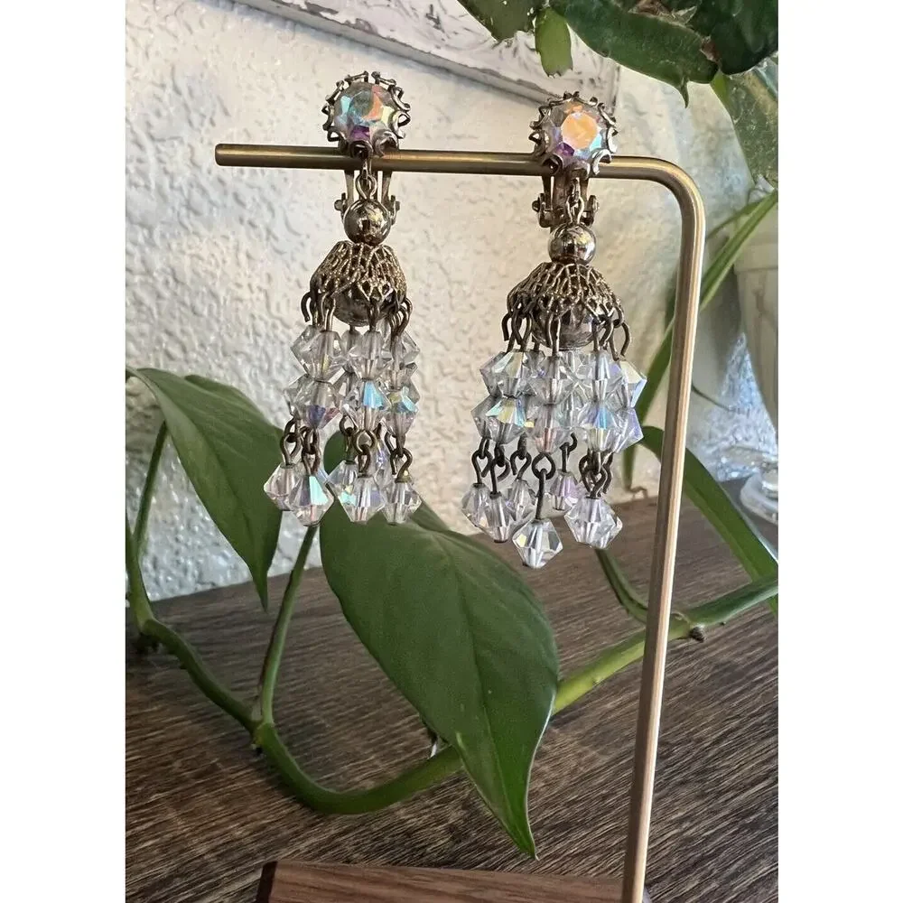 Unique Vintage Gold Tone AB Crystal Dangle Clip on Earrings Rhinestone Filigree‎
